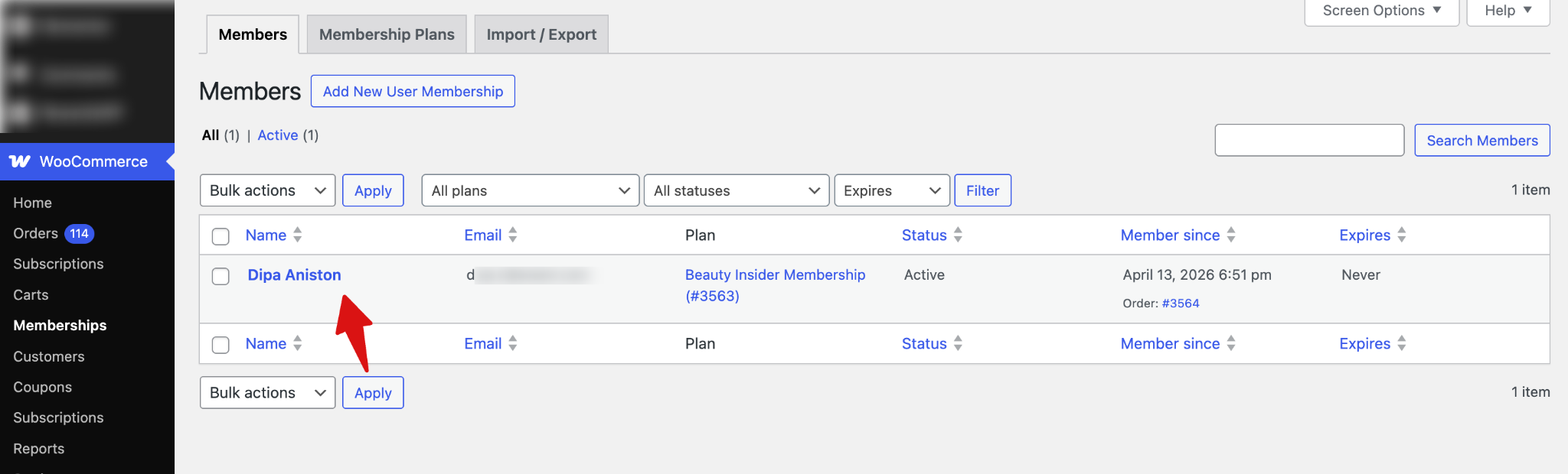 WooCommerce Memberships dashboard showing active members list